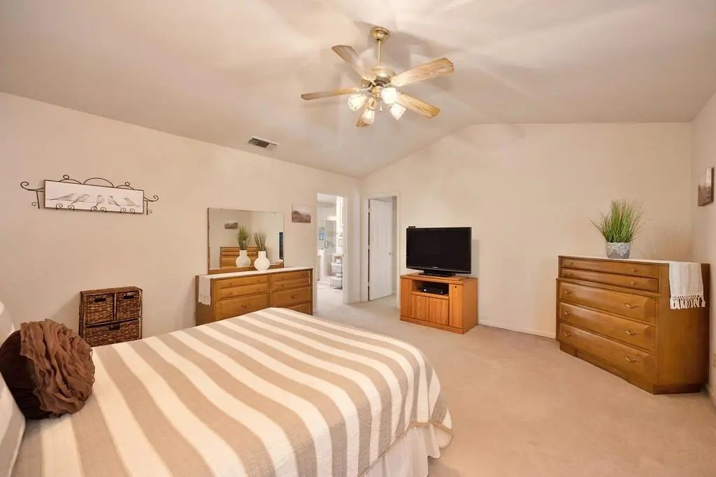 9020 Clarissa Drive, Orangevale