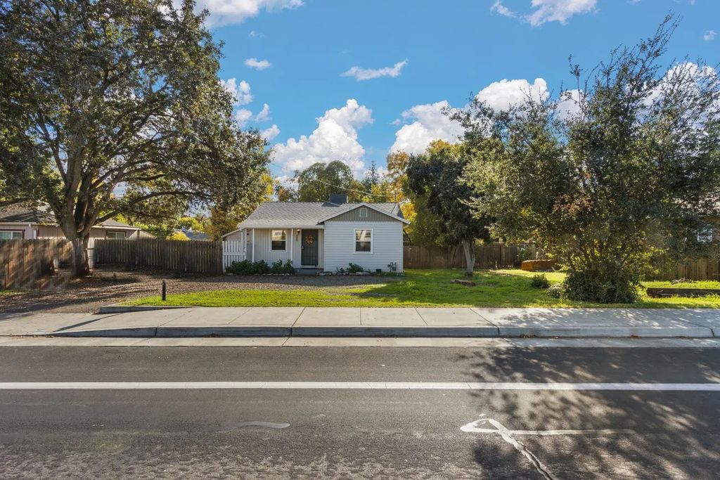 5236 Marconi Avenue, Carmichael