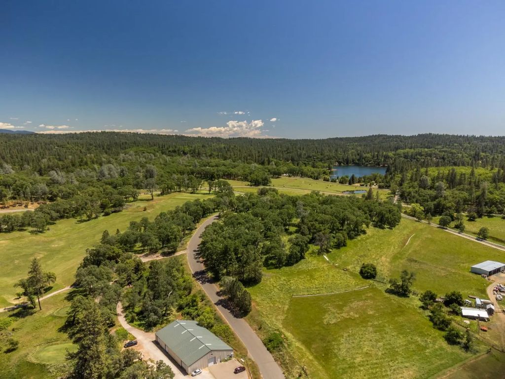 23538 Bunkerhill Court, Auburn