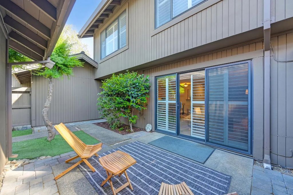 11415 Gold Country Boulevard, Gold River