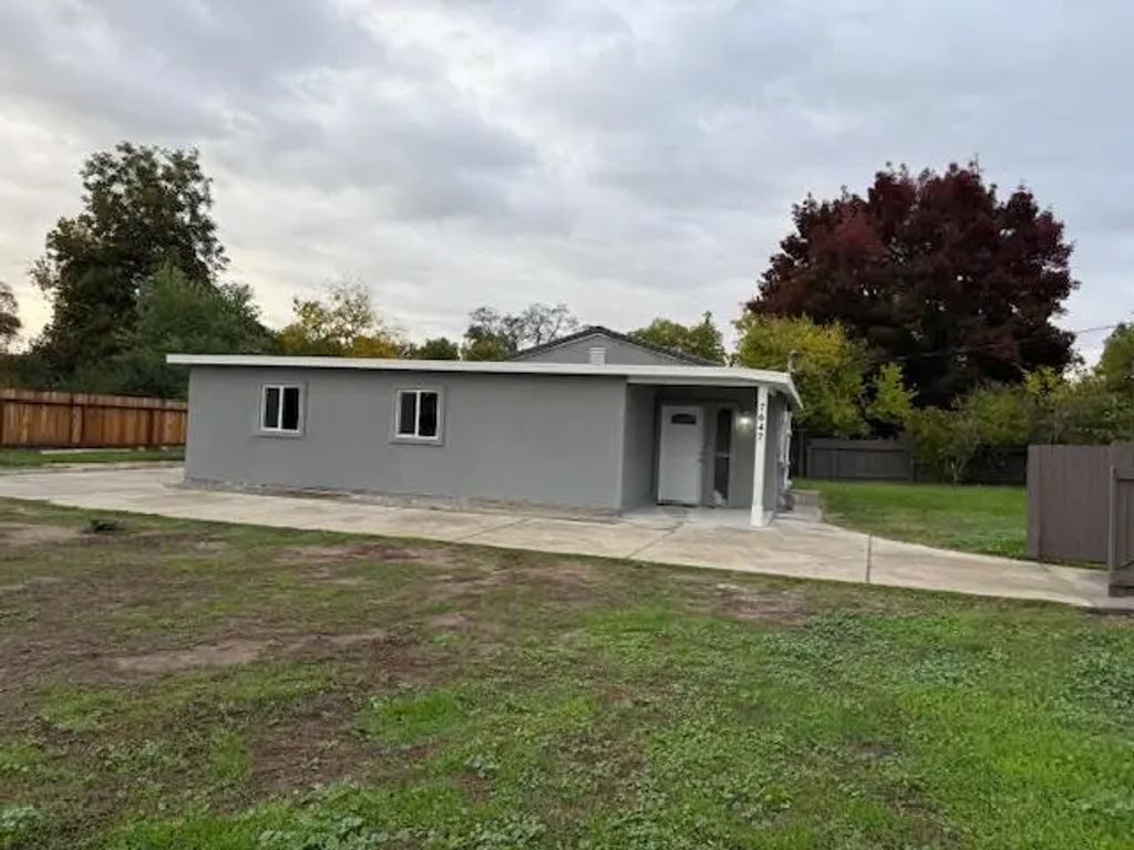 7647 Old Auburn Road, Citrus Heights