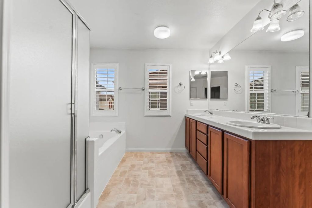 8765 Cortina Circle 59, Roseville