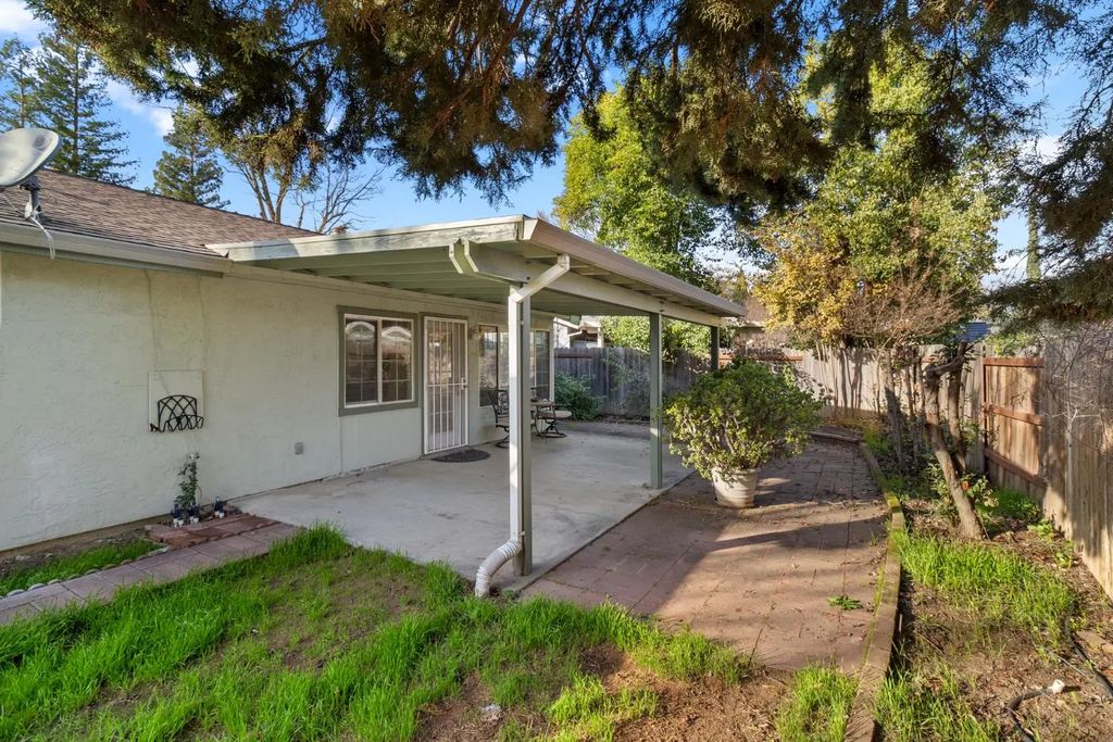 7104 Dawn View Court, Citrus Heights