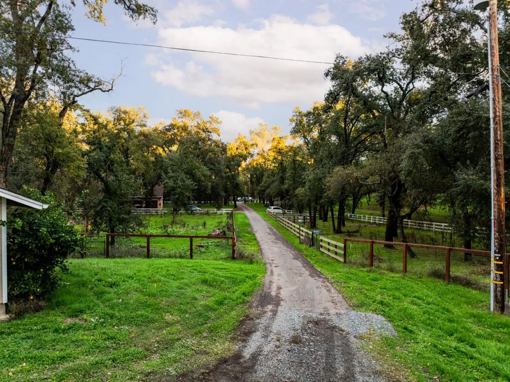 3690 Auburn Folsom Road, Loomis