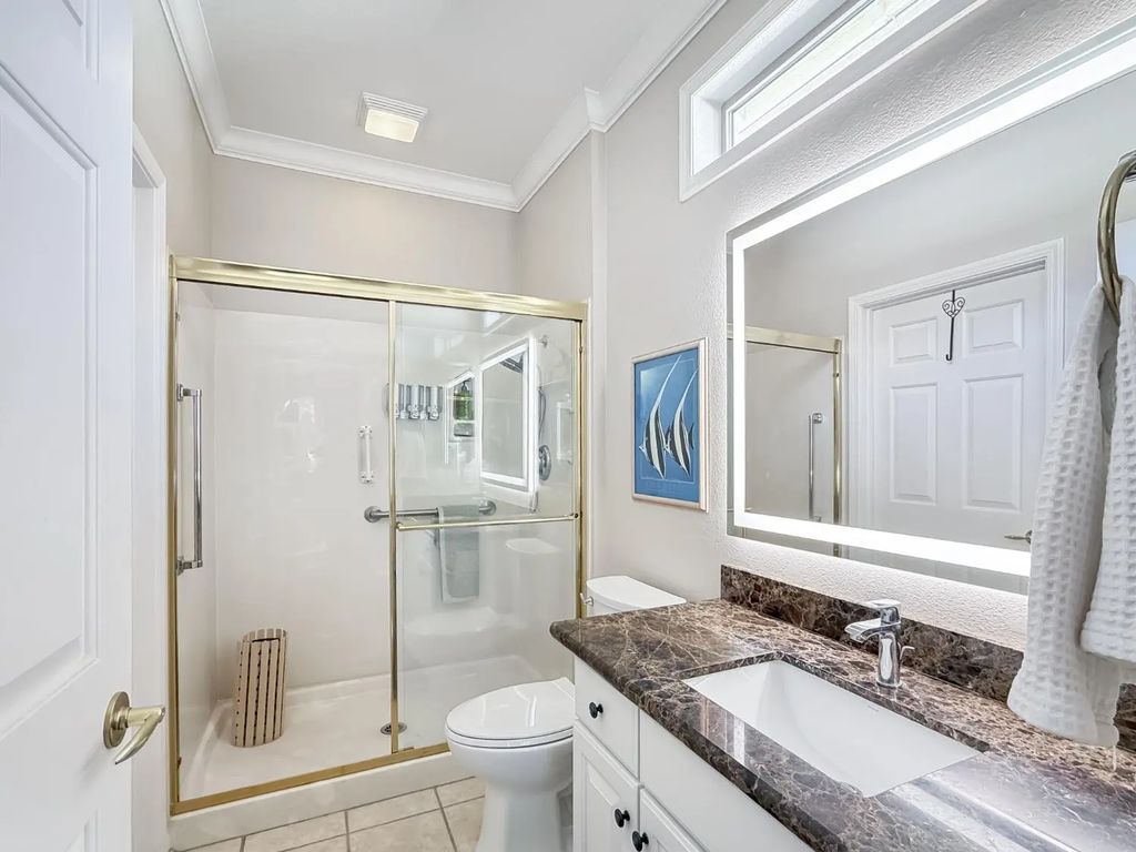 1640 Crocker Lane, Lincoln
