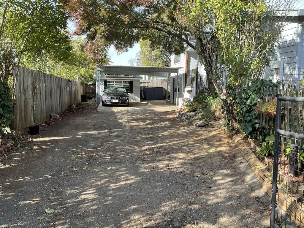 360 Channel Hill Road, Auburn