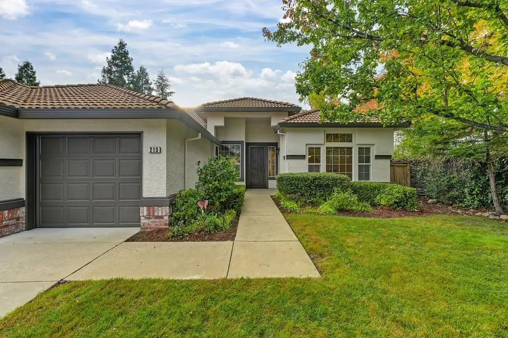 213 Alcott Court, Roseville