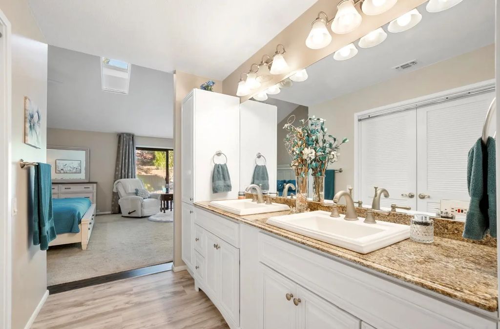 11458 Tunnel Hill Way, Gold River