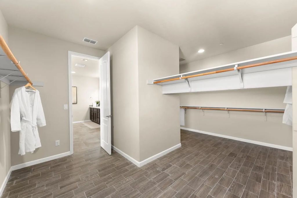 4309 Homestretch Court, Roseville
