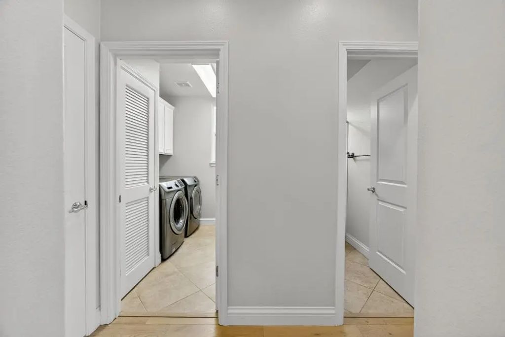 3105 Parkham Drive, Roseville