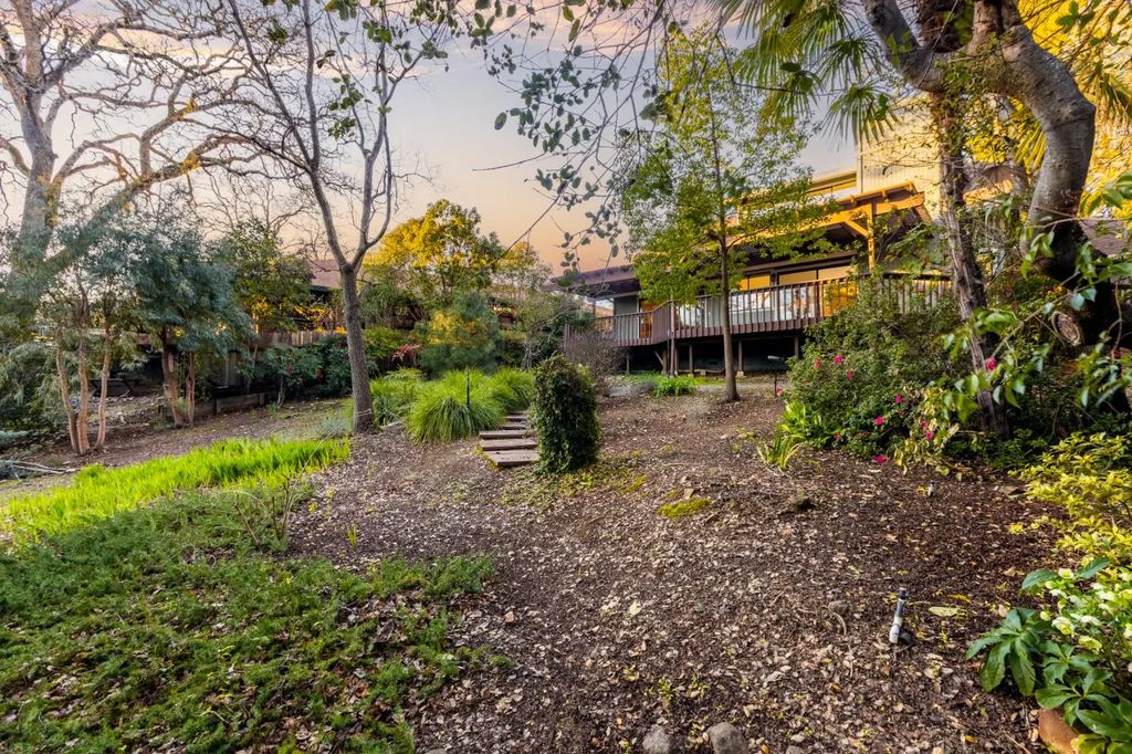 10950 Oak View Terrace, Auburn
