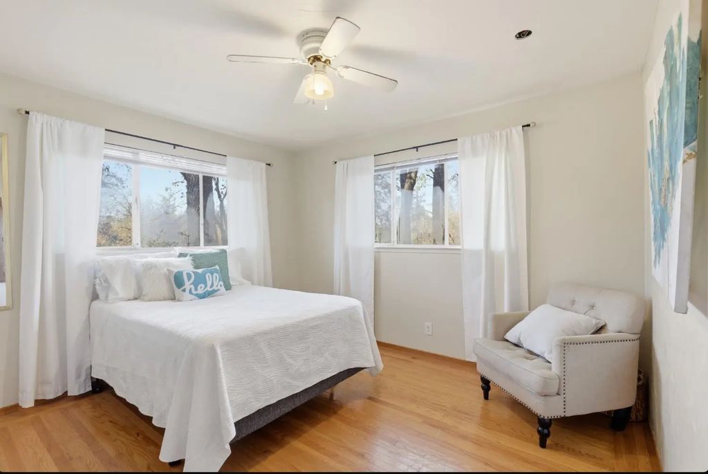 945 Acacia Drive, Meadow Vista