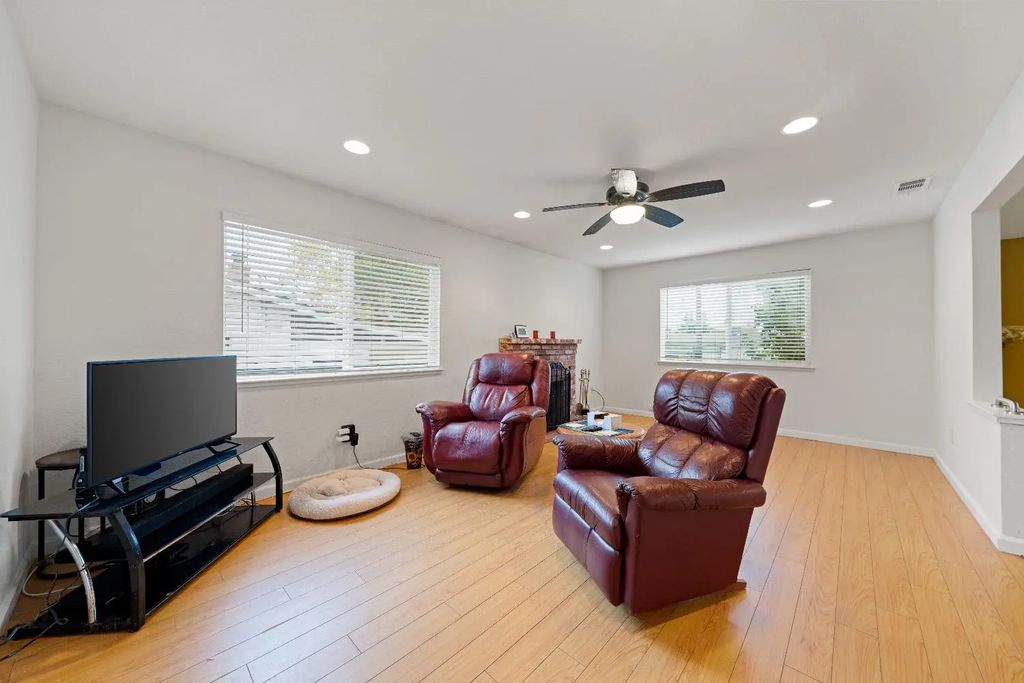 6818 Florabelle Avenue, Citrus Heights