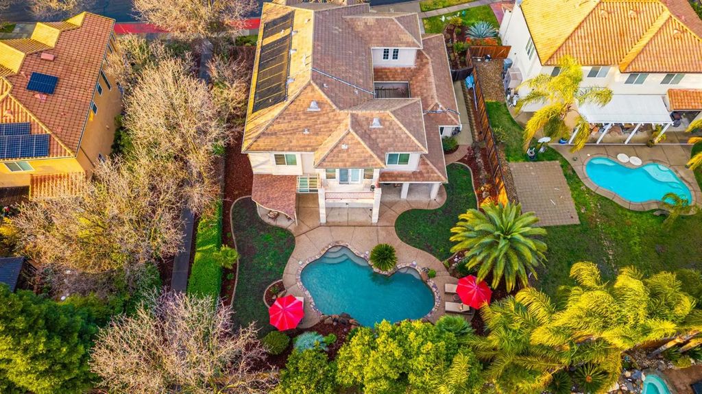9500 Pinehurst Drive, Roseville