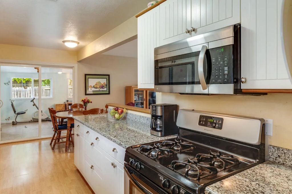 8406 Taramore Court, Orangevale