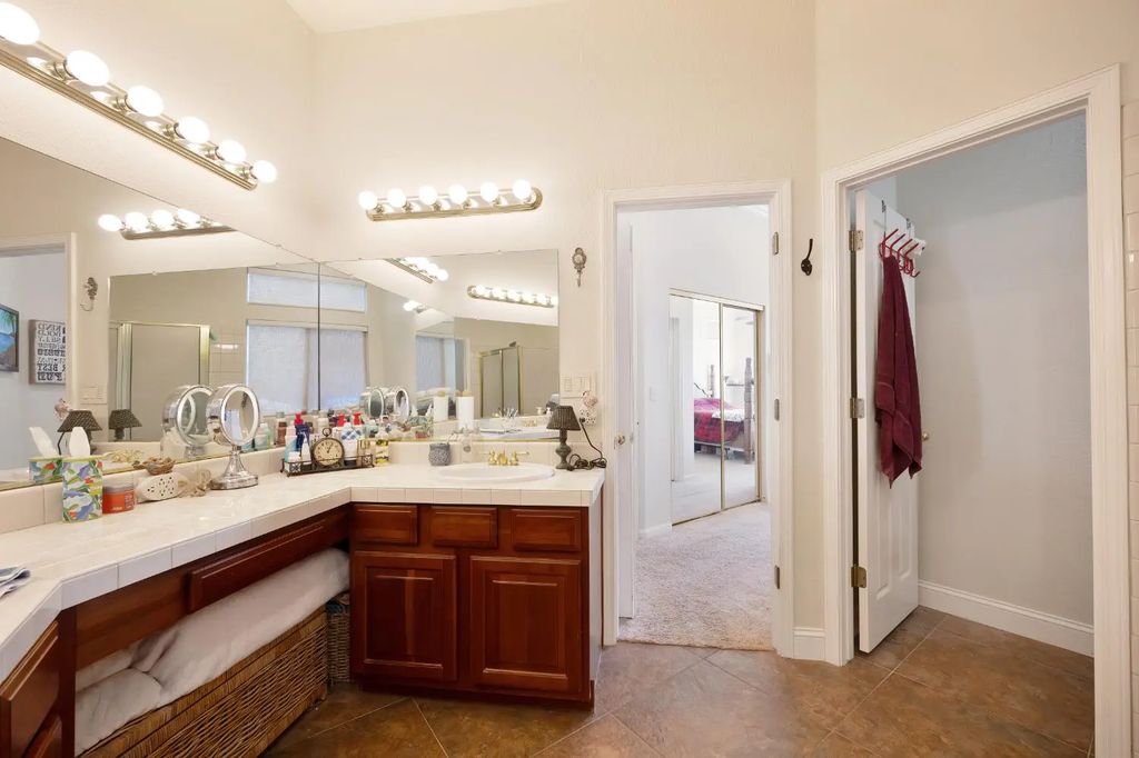 1049 Danielle Drive, Roseville
