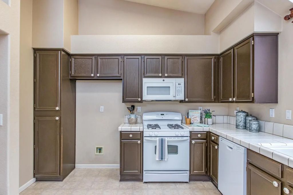 2711 San Miguel Court, Rocklin