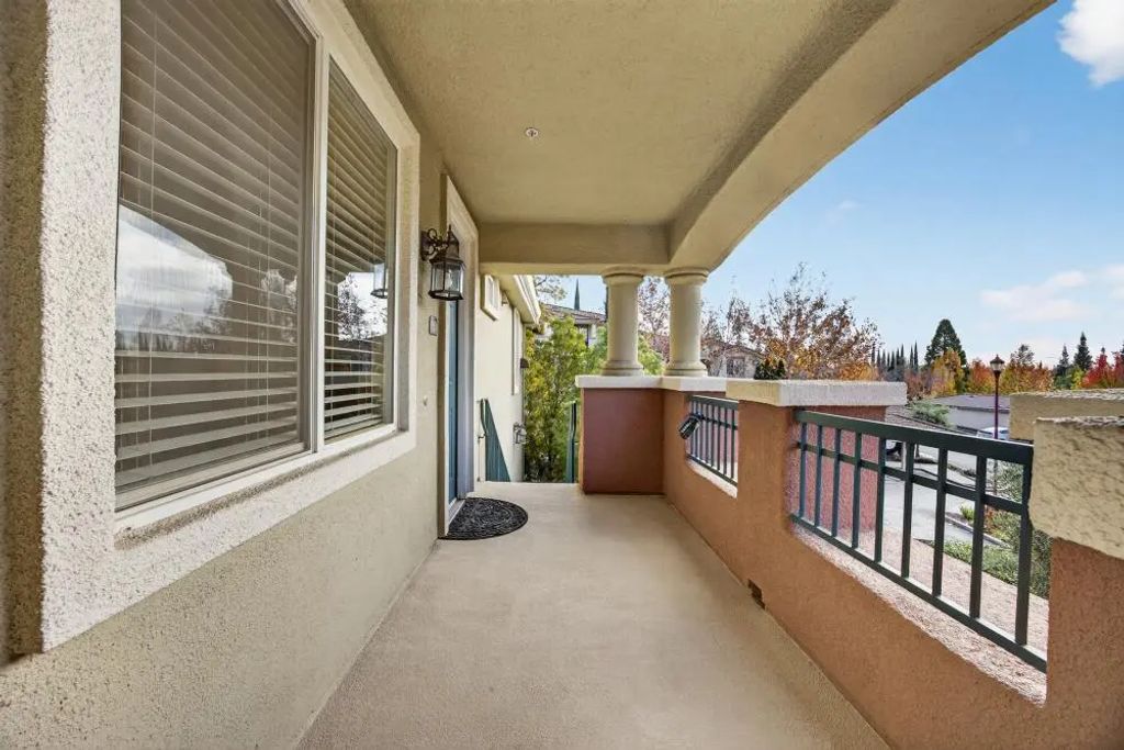 1501 Secret Ravine Parkway 1920, Roseville