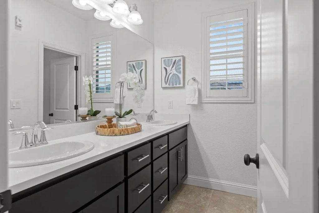 1240 Goldenrod Way, Rocklin