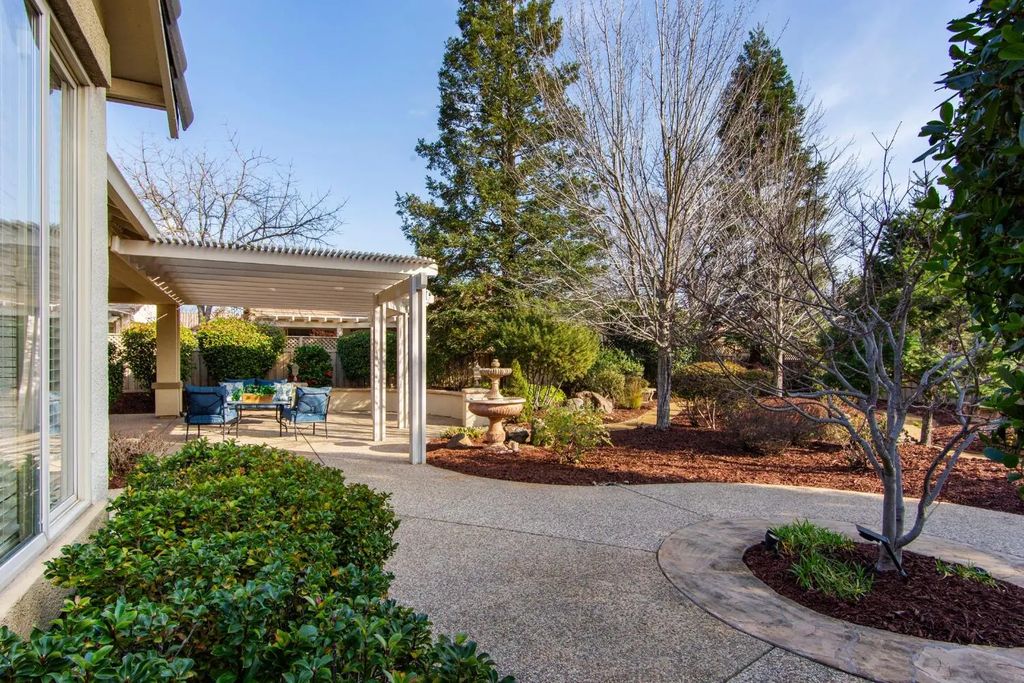 953 Gold Nugget Circle, Lincoln