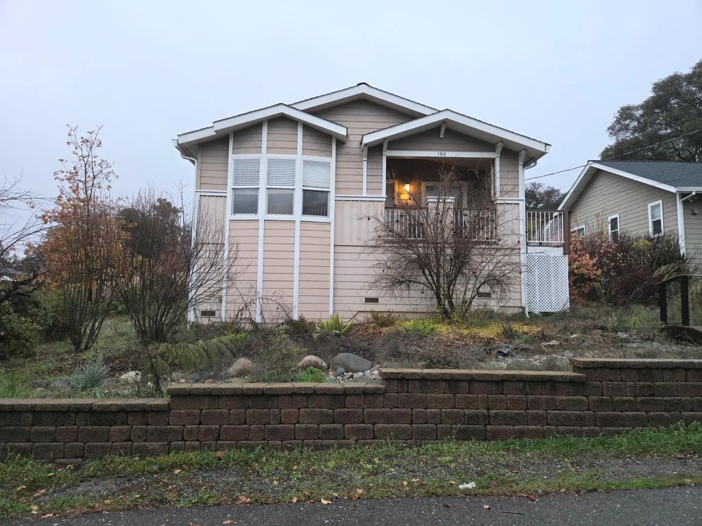 160 Walker Drive, Auburn