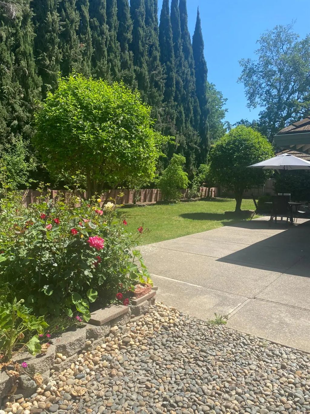 1123 Newport Way, Roseville