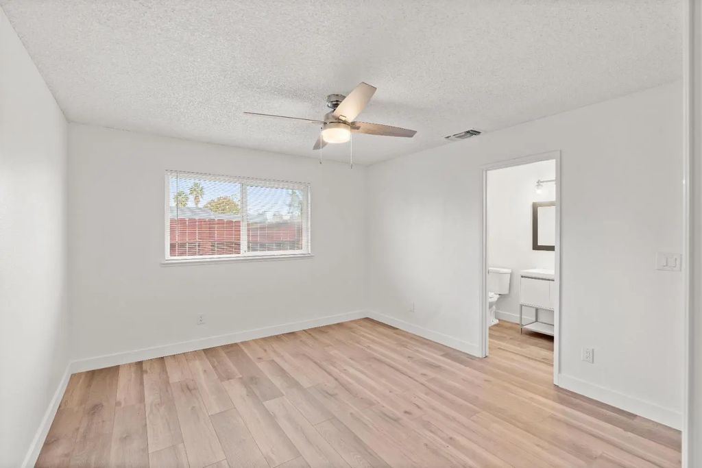 510 Zoe Ann Drive, Lincoln