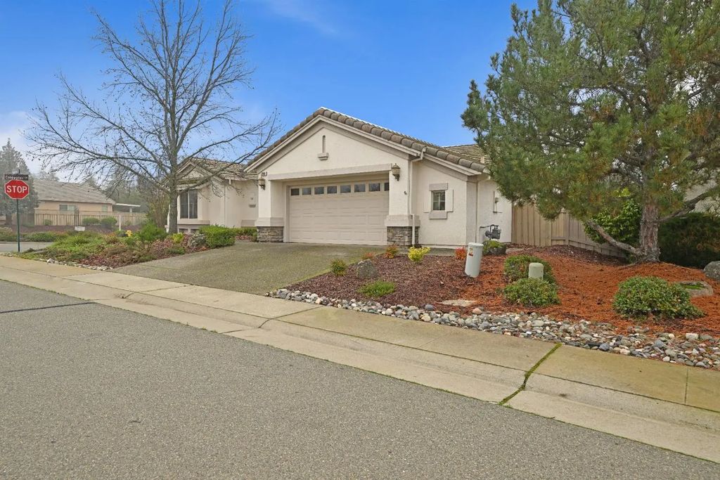 2240 Prairie View Lane, Lincoln