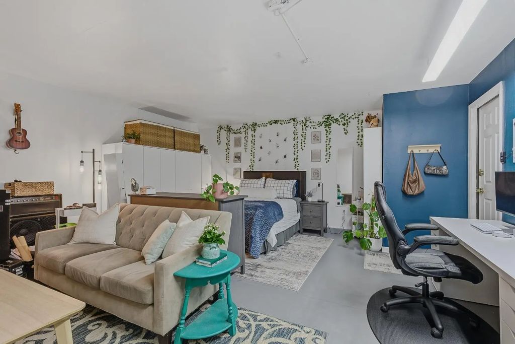 8386 Hillsbrook Drive, Antelope