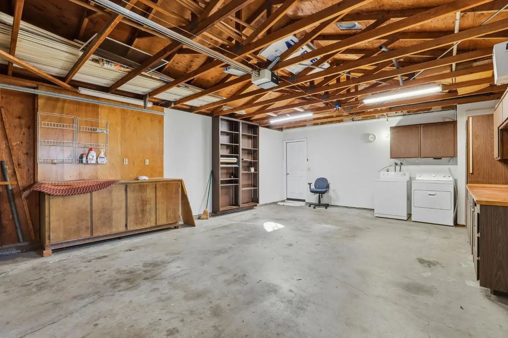 8687 El Sobrante, Orangevale