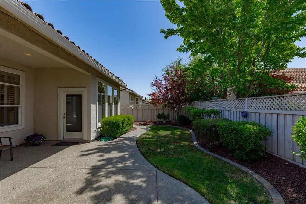7736 Rosestone Lane, Roseville