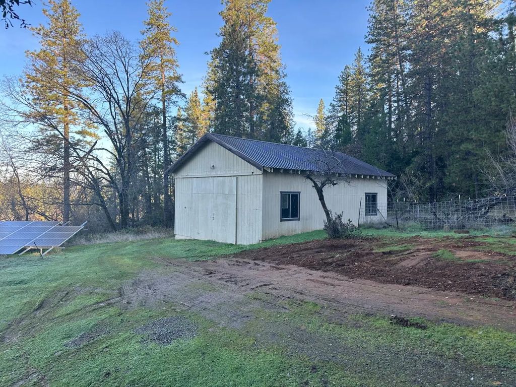 620 Schroeder Lane, Colfax