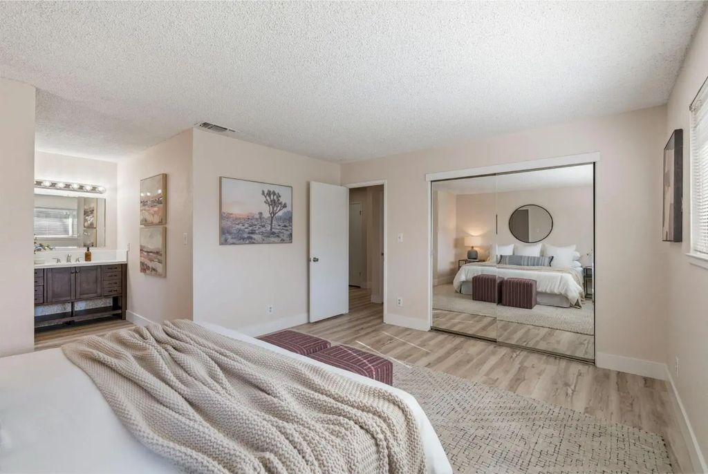 8858 Kona Way, Orangevale