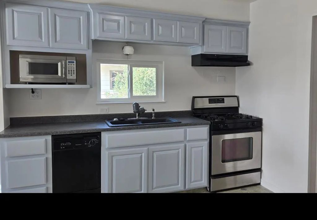34 Washington Street, Colfax