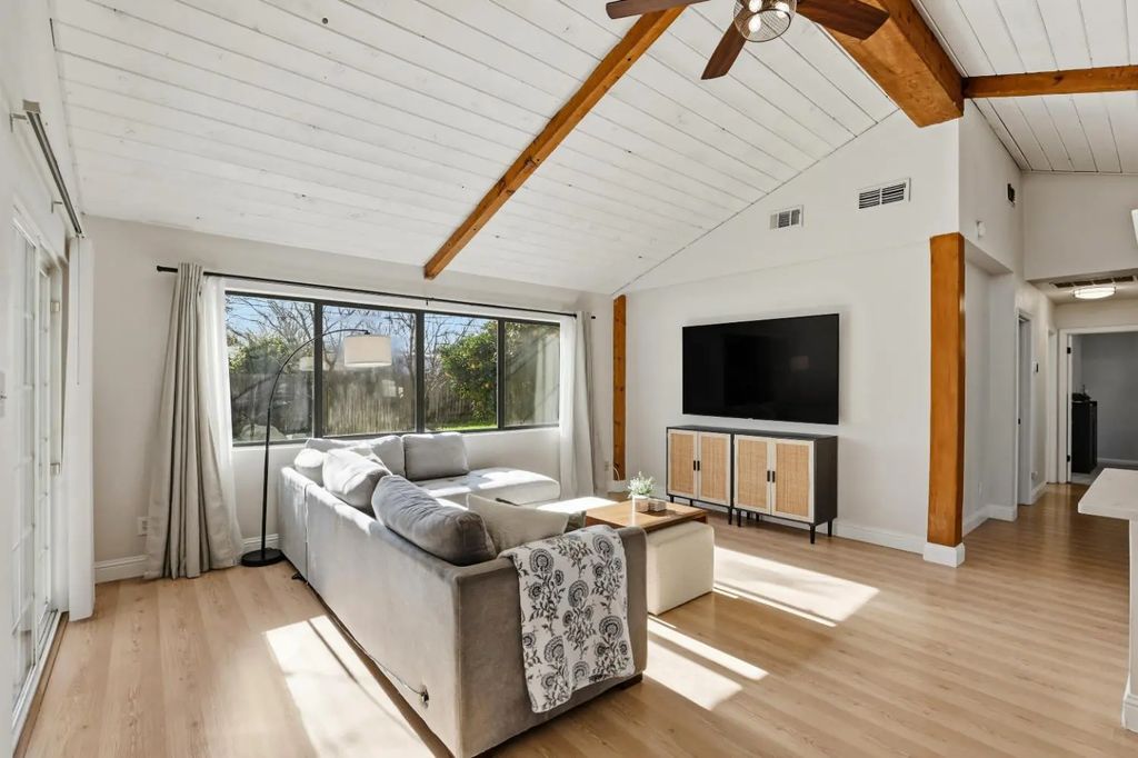 7452 Grand Oaks Boulevard, Citrus Heights