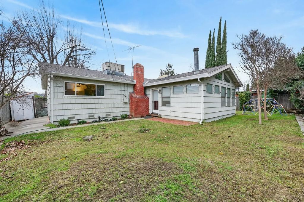 6430 Rexford Way, Carmichael