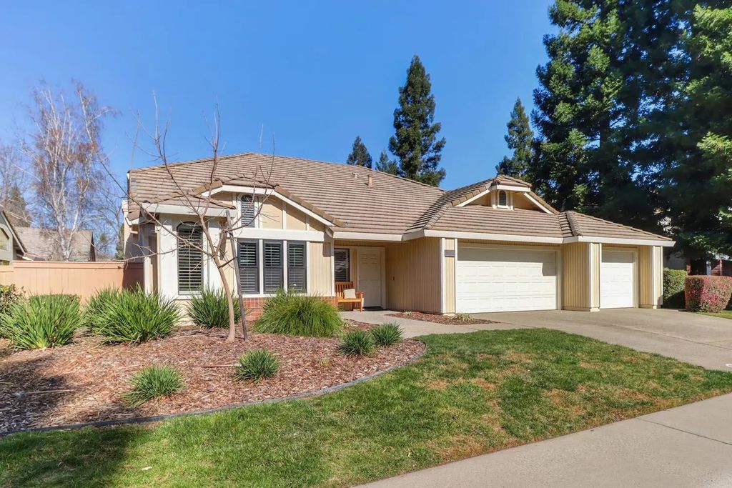 11704 Old Eureka Way, Gold River