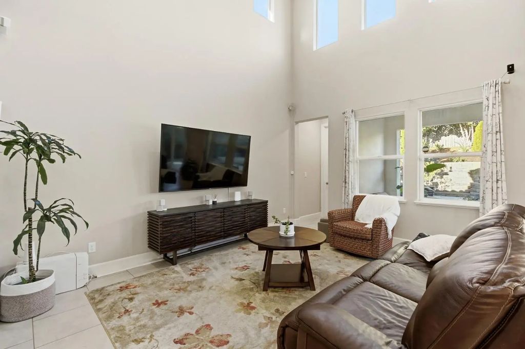 2611 Hoofbeat Court, Rocklin