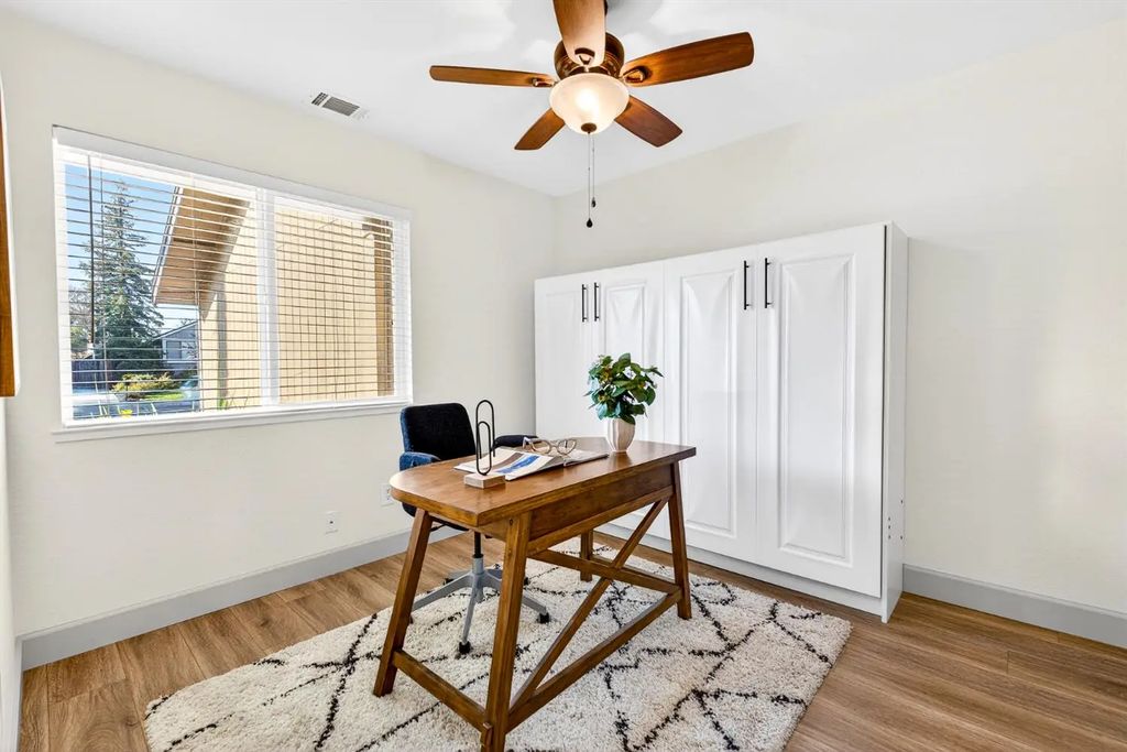8141 Woodlake Hills Drive, Orangevale