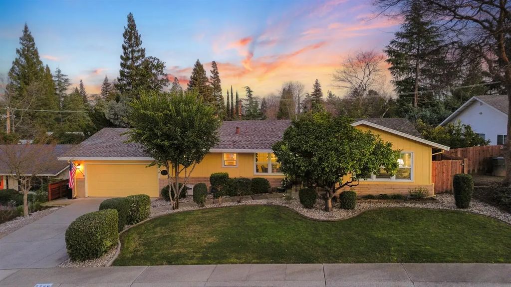 7738 Chaparral Way, Fair Oaks