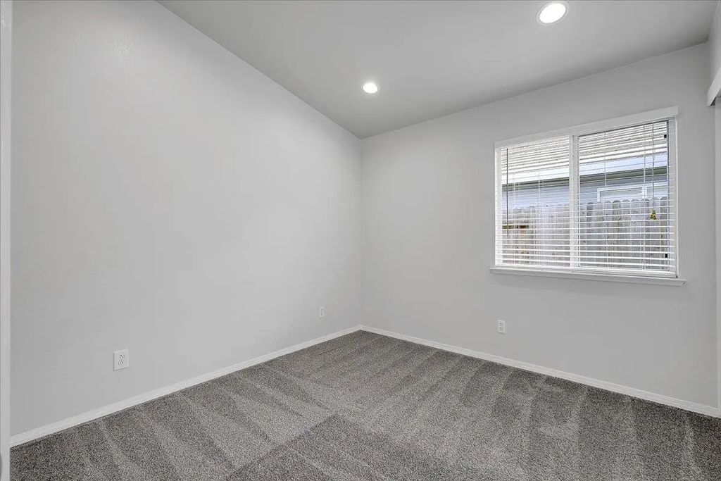 1512 Verbena Way, Roseville