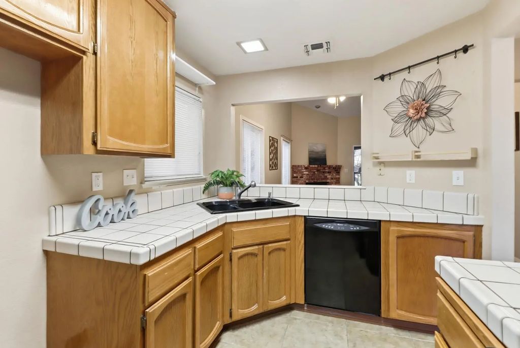 7831 Clark Fork Lane, Citrus Heights