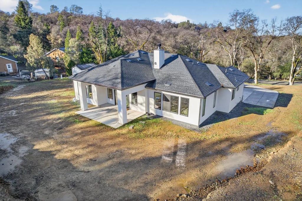5475 Stanley Drive, Auburn