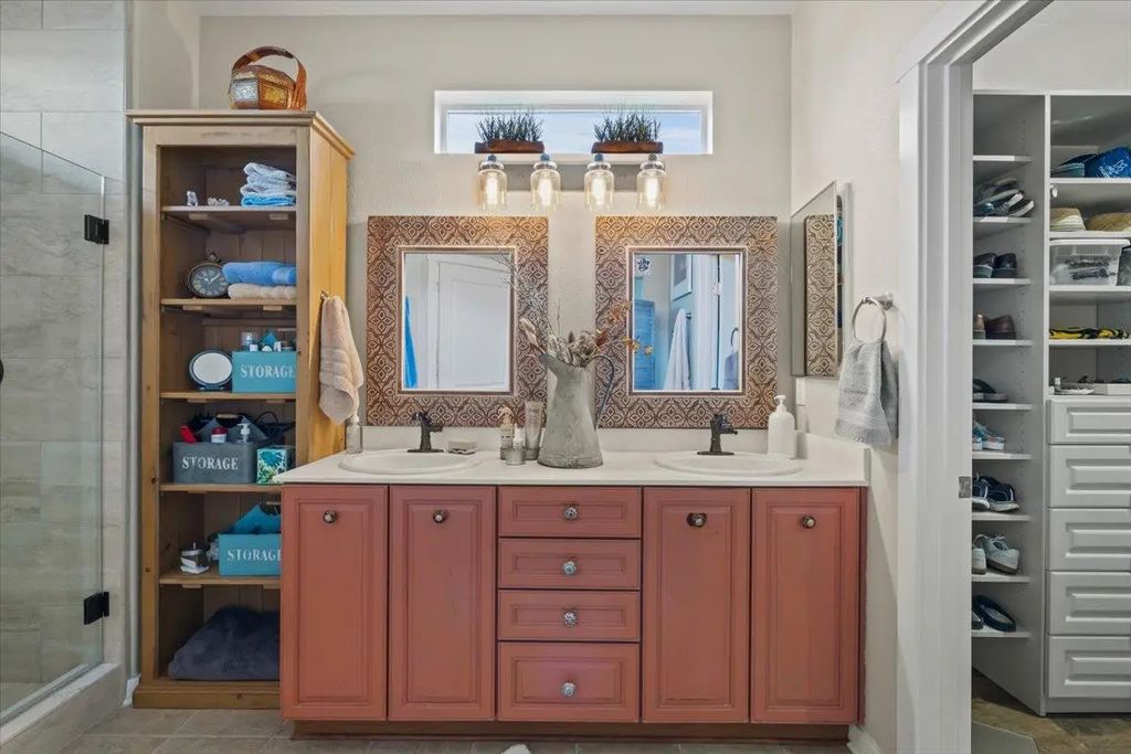 338 Snapdragon Lane, Lincoln