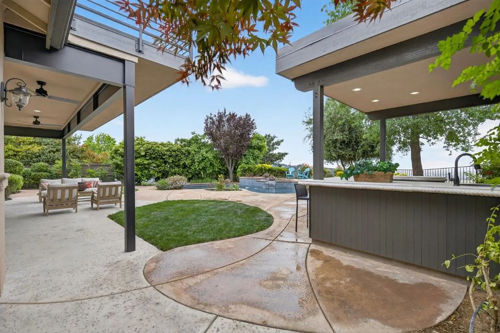 1350 Terracina Drive, El Dorado Hills