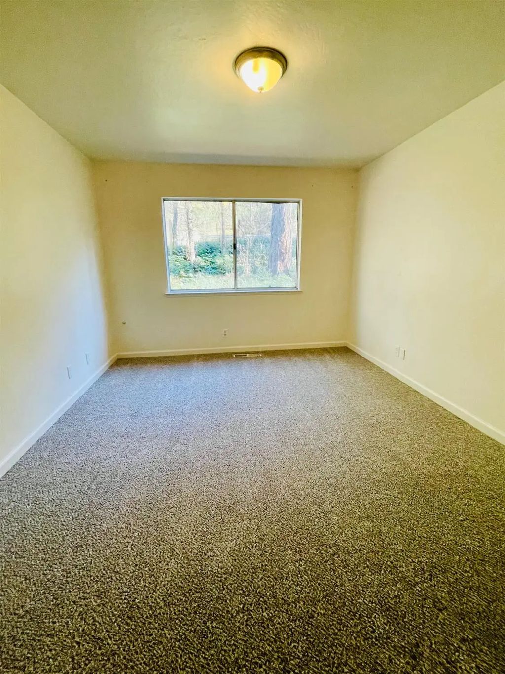 581 Haines Road, Auburn