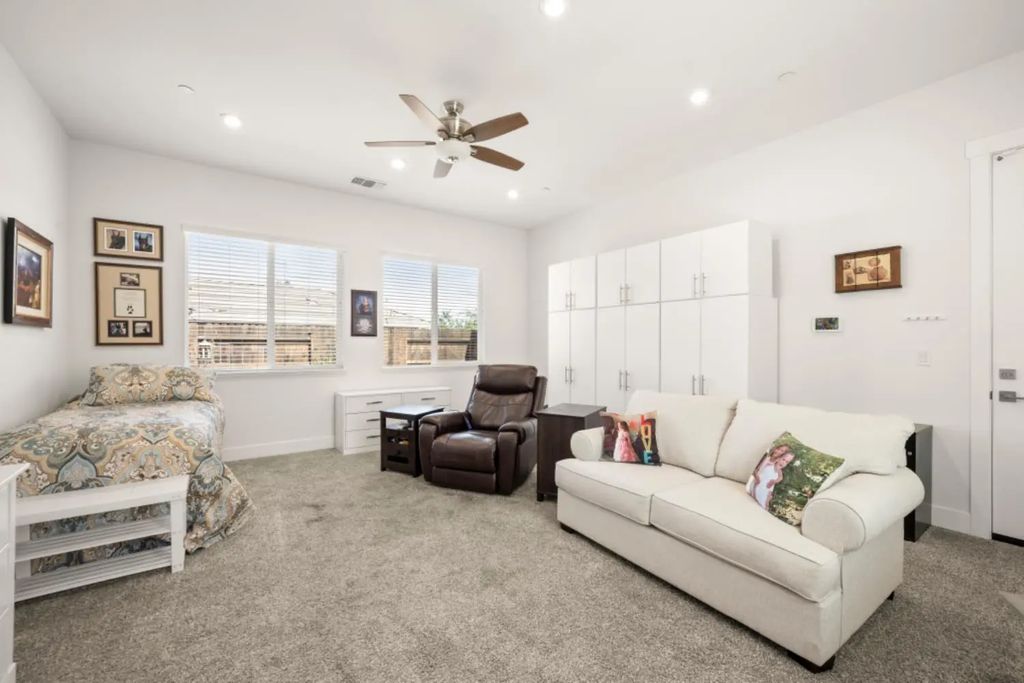 5533 Tuckeroo Way, Fair Oaks