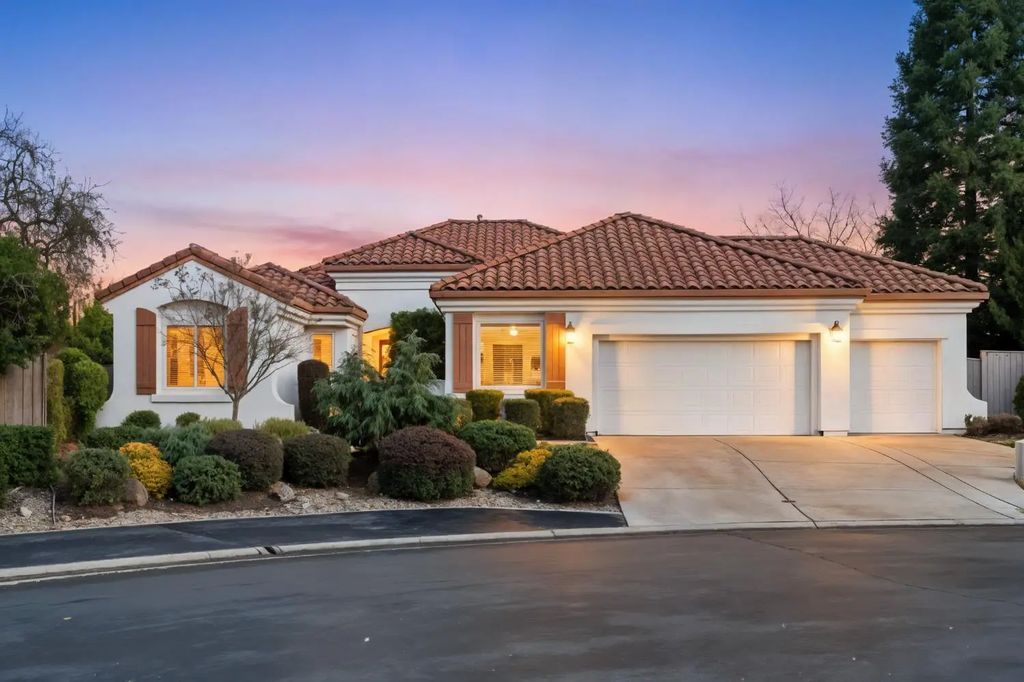 2158 Blackheath Lane, Roseville