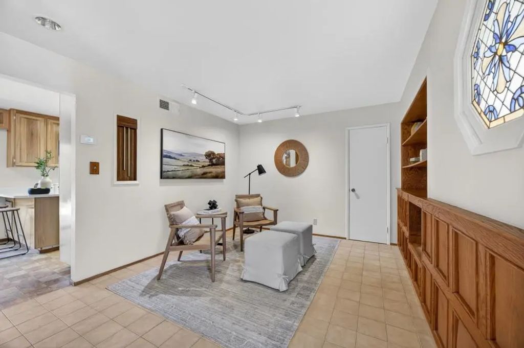 6817 Mount Vernon Way, Fair Oaks