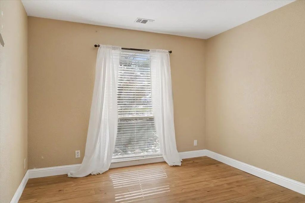 2106 Van Ness Drive, Roseville